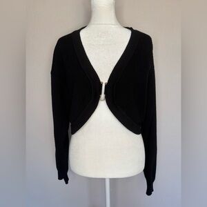 Flat White - cropped sweater. Black Size M/L